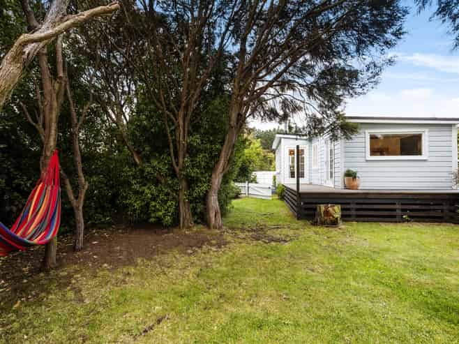 92 Beach Road, Purakaunui