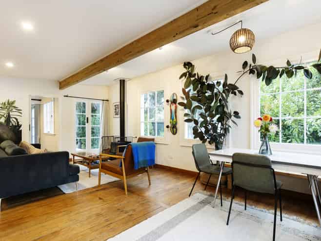 92 Beach Road, Purakaunui