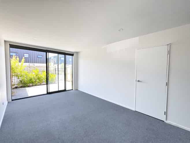 8/323 Lincoln Road , Addington