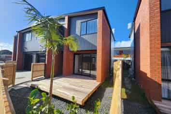 Auckland - Address withheld