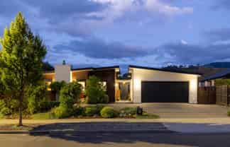 87 Daelyn Drive, Richmond