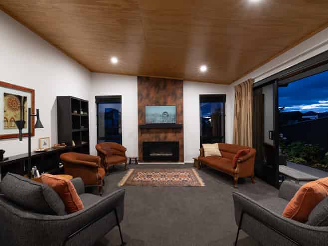 87 Daelyn Drive, Richmond