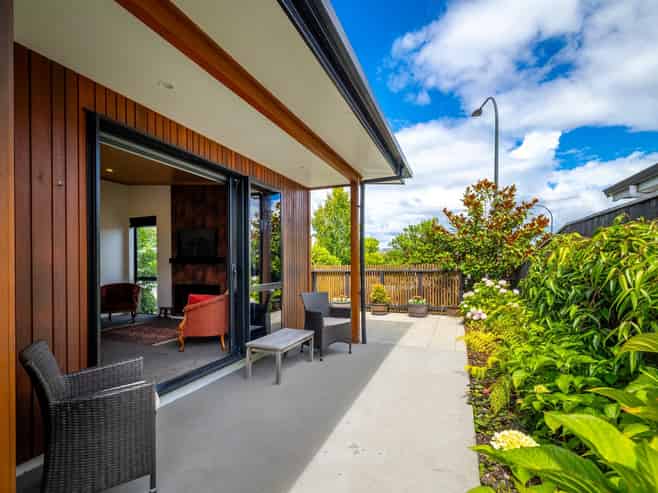 87 Daelyn Drive, Richmond