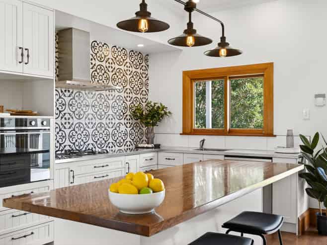 1002 Fitzroy Avenue, Mahora