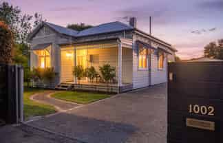 1002 Fitzroy Avenue, Mahora