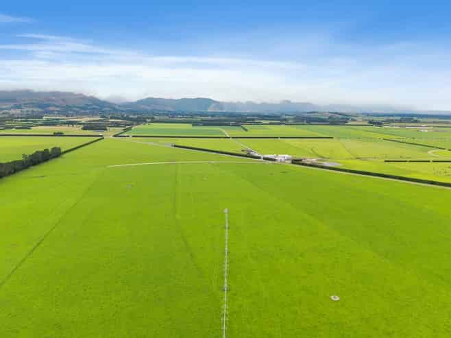 3587 South Eyre Road, Oxford