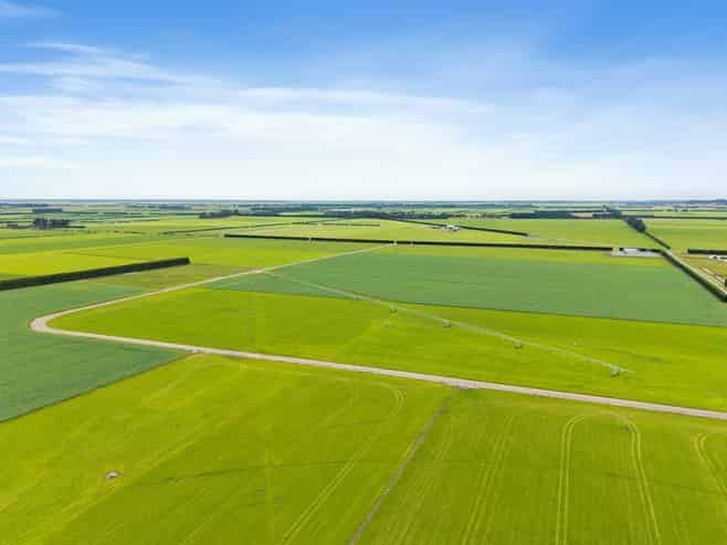 3587 South Eyre Road, Oxford