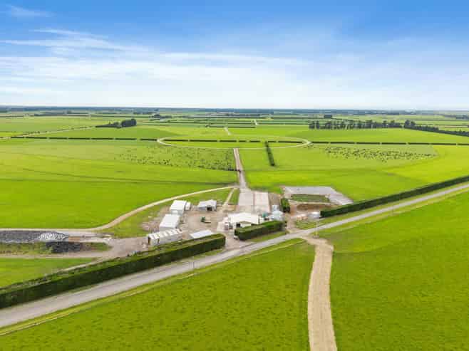 3587 South Eyre Road, Oxford