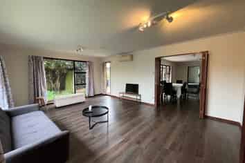 5 Broadfell Avenue, Avonhead