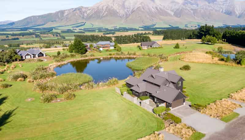 12 Lakesid/623 Coleridge Road, Windwhistle