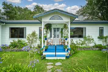 1664 Kahuranaki Road, Kahuranaki