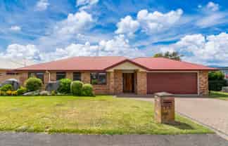 73 Kaihua Road, NUKUHAU