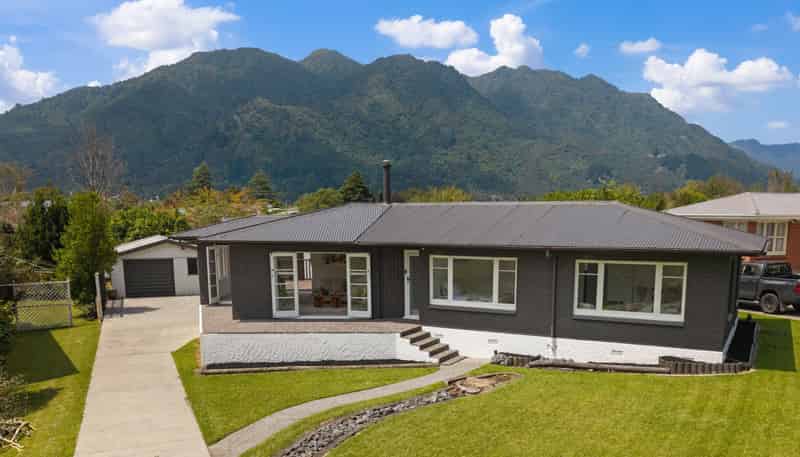 13 Churchill Avenue, Te Aroha