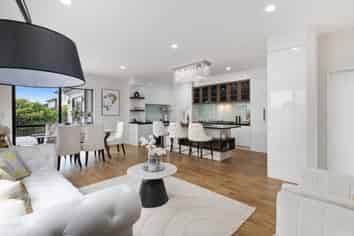 7 Ballinabreen Road, Flat Bush