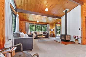 277 North Manakau Road, Manakau