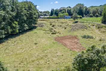 279 North Manakau Road, Manakau