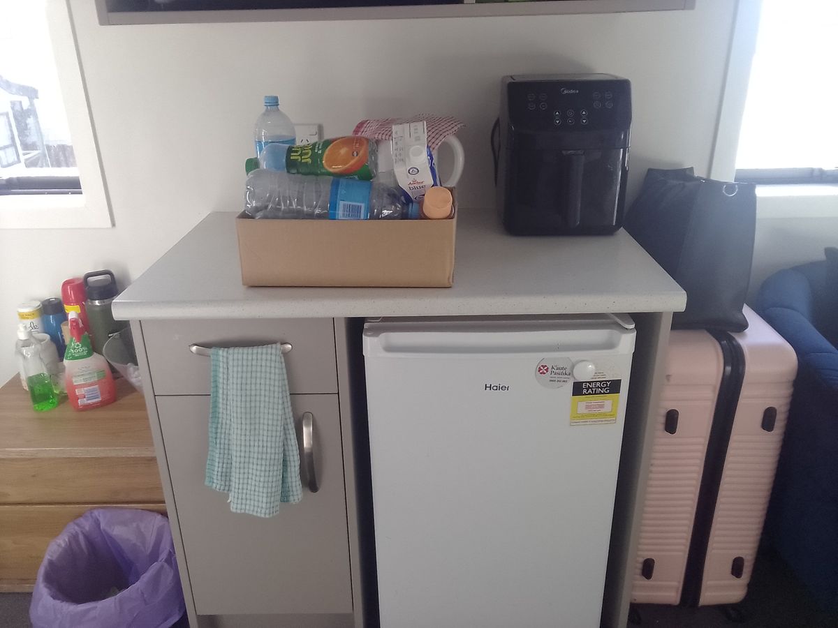 1 Bedroom/1 Bathroom - Close to Uni