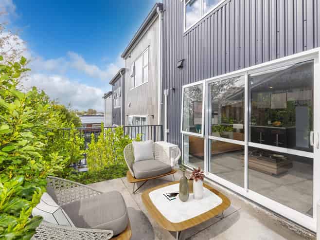 4/12 (Room A) Scotland Place, Hillcrest