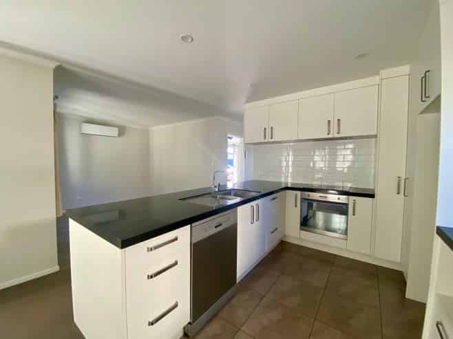 21 Ridgedale Crescent, Flagstaff