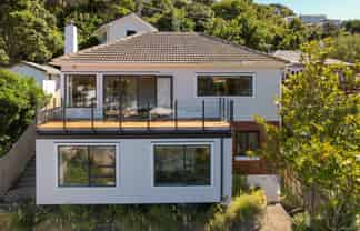 54 Tio Tio Road, Miramar