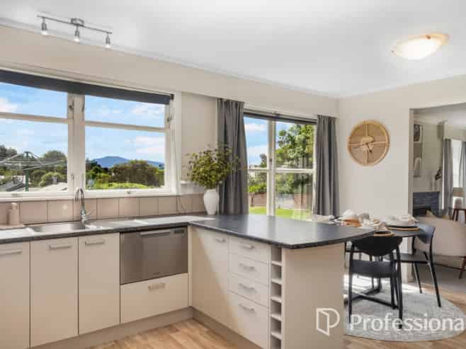 31 Rimu Road, Raumati Beach