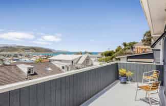 78a Queens Drive, Lyall Bay