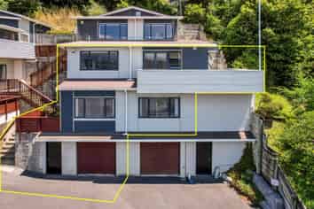 78a Queens Drive, Lyall Bay