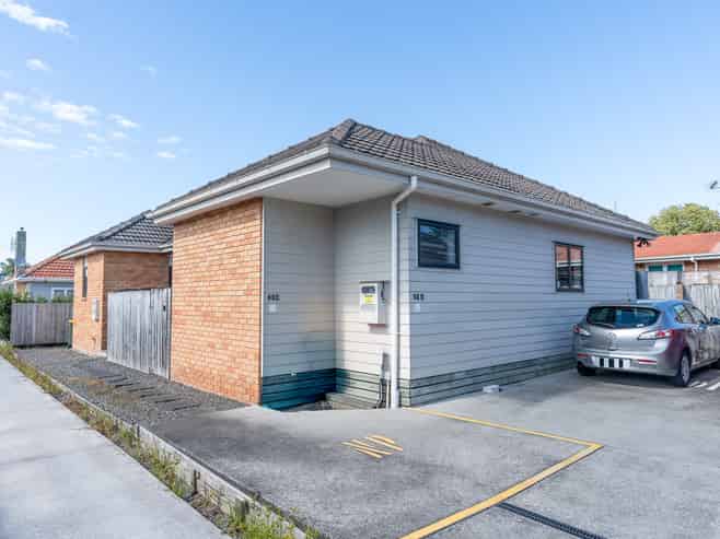 4/82 Clyde Street, Hamilton East