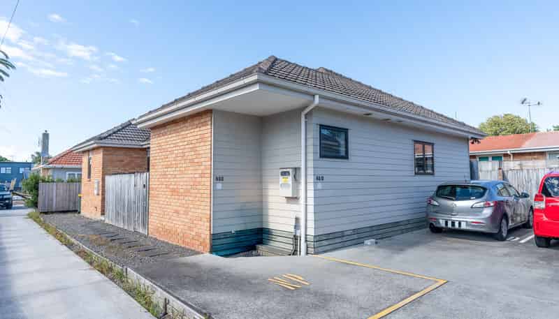 4/82 Clyde Street, Hamilton East