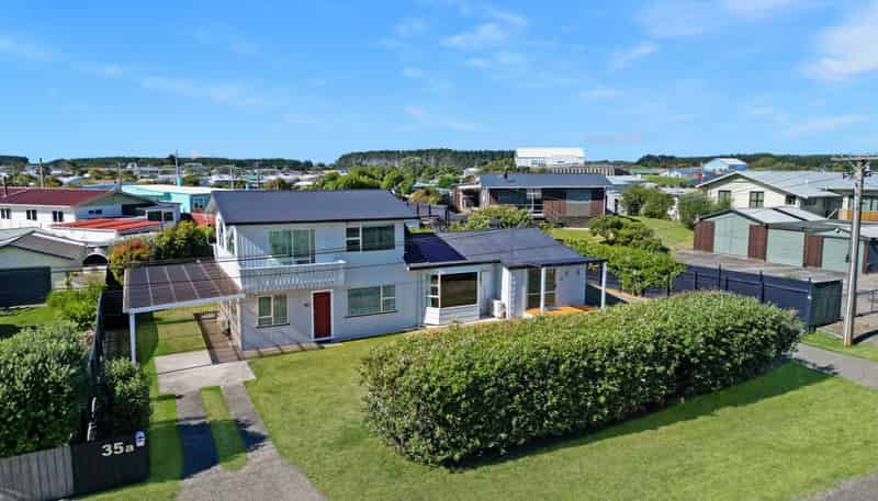 35 Shortt Street, Foxton Beach