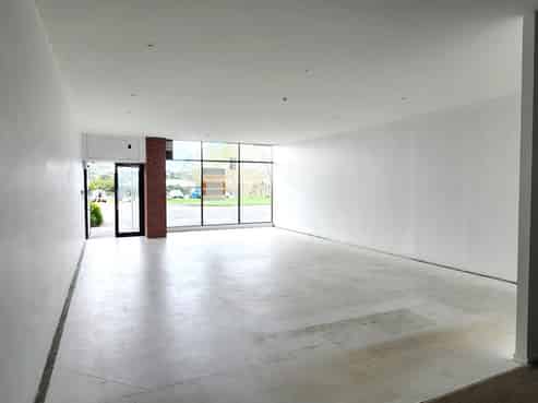 Retail gem on Millwater Parkway