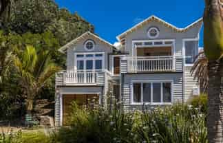 27 Korora Road, Oneroa