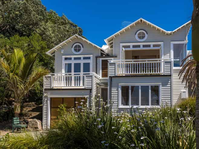 27 Korora Road, Oneroa