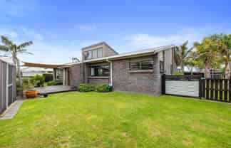 39 Tiverton Crescent, Whalers Gate