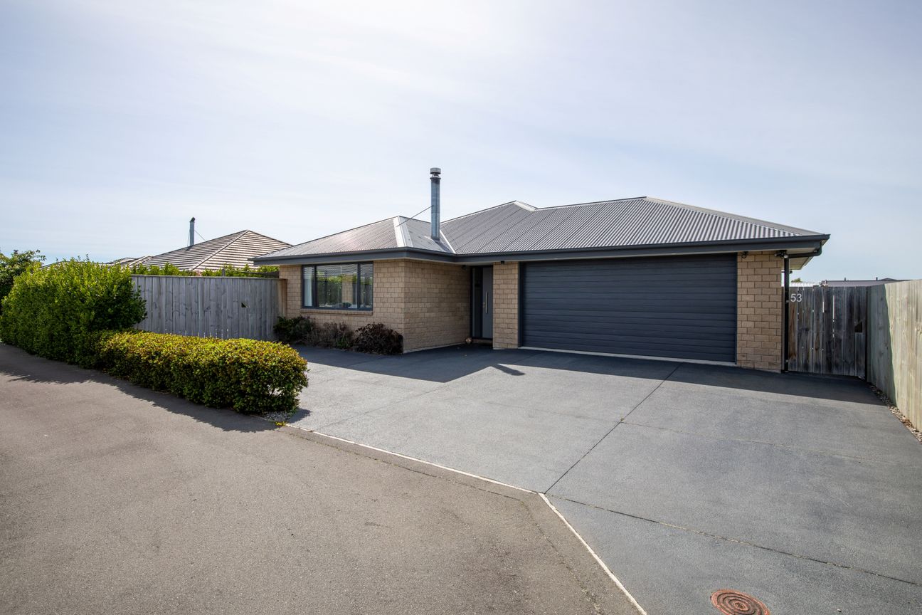 Big On Living, Low On Maintenance! - Vista 3
