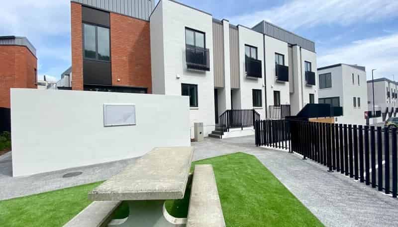 16/666 Great South Road, Ellerslie