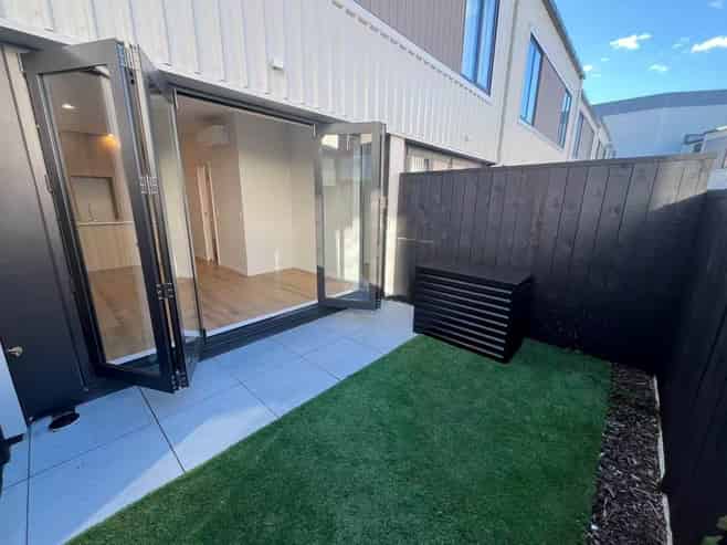 16/666 Great South Road, Ellerslie