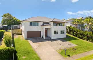 3 Bayview Park Lane, Orewa