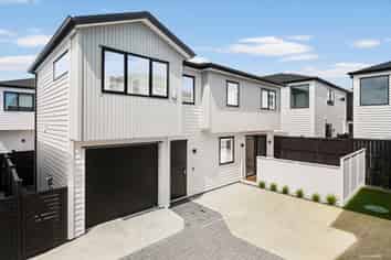 5 Spars Road, Wainui