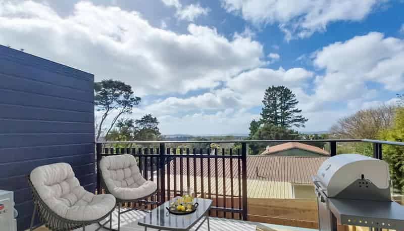 23/241 Don Buck Road, Massey