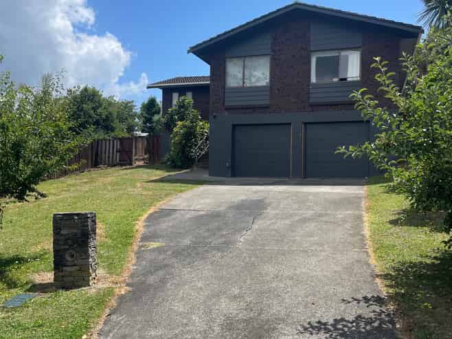 8 Worley Place, Saint Johns