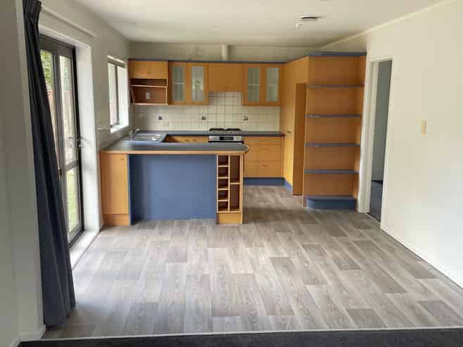 8 Worley Place, Saint Johns