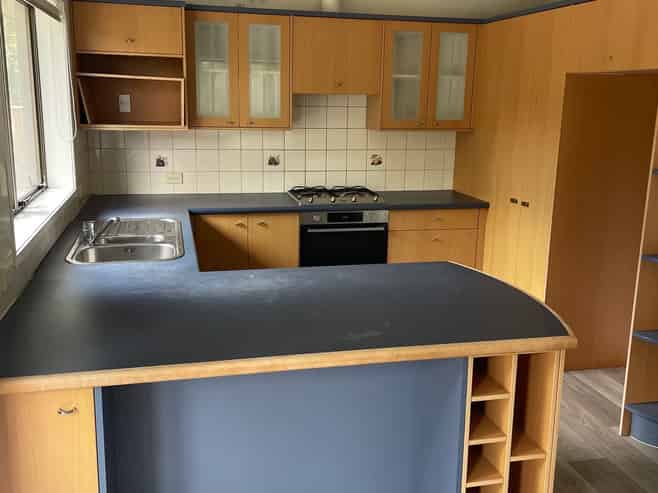 8 Worley Place, Saint Johns