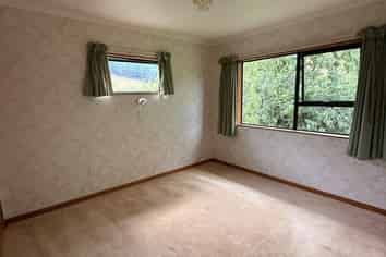 2447 State Highway 6, Okaramio