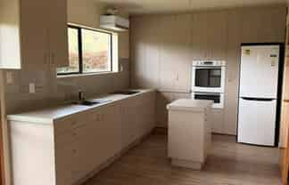 2447 State Highway 6, Okaramio