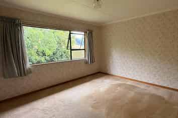 2447 State Highway 6, Okaramio