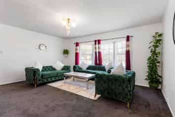 9 Riverpark Crescent, Henderson