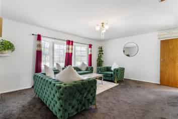 9 Riverpark Crescent, Henderson