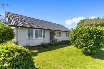 9 Riverpark Crescent, Henderson