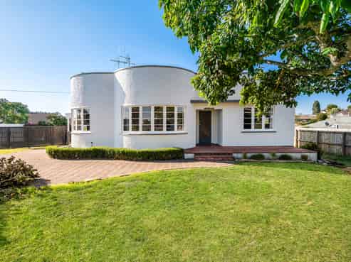 2 Bridgman Road, Te Awamutu